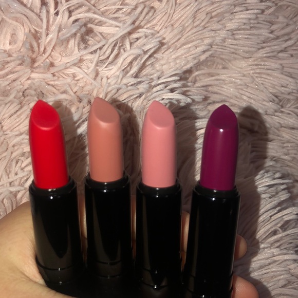 4 Pack Set Of lipsticks - Picture 2 of 4